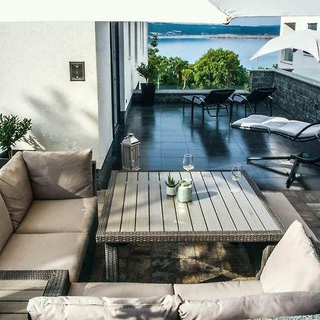 The View Luxury Apartment Dramalj Exterior photo