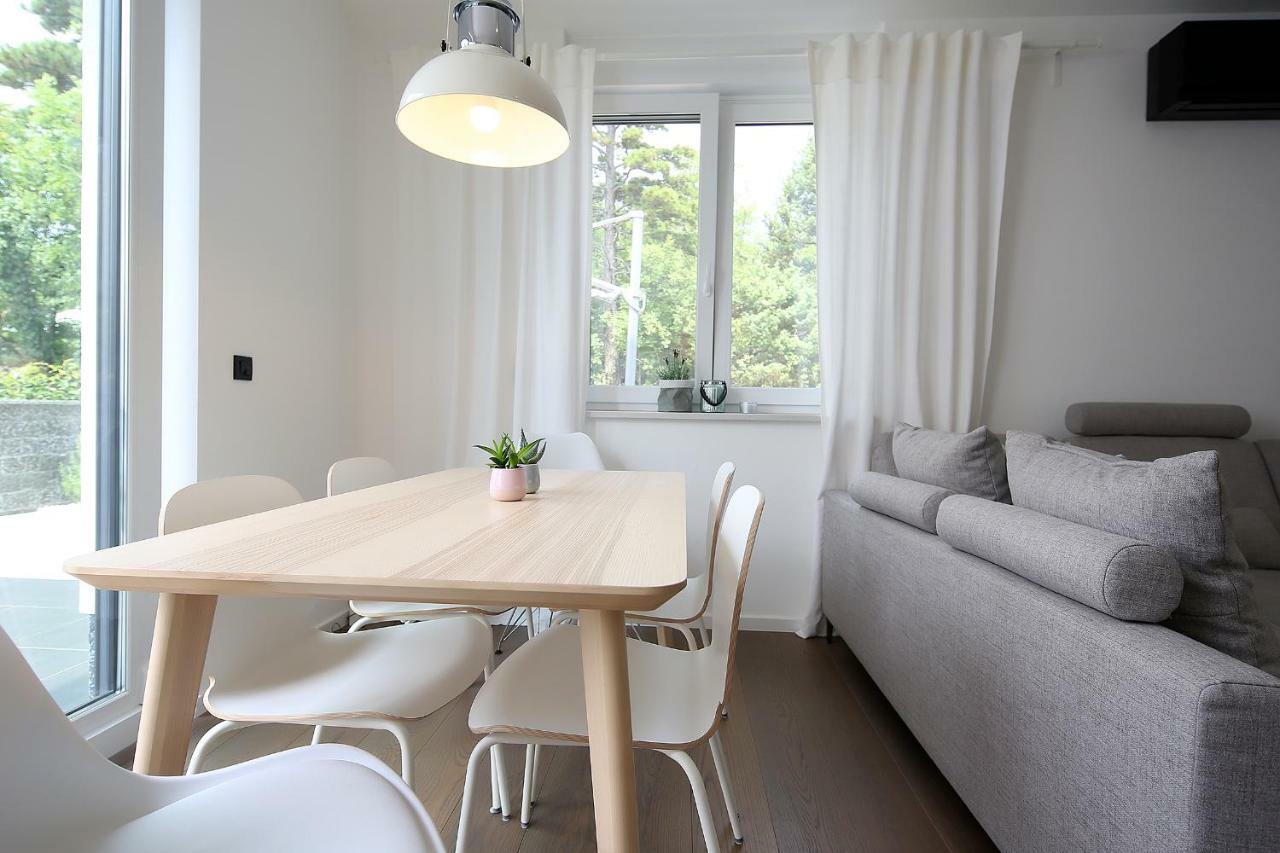 The View Luxury Apartment Dramalj Exterior photo