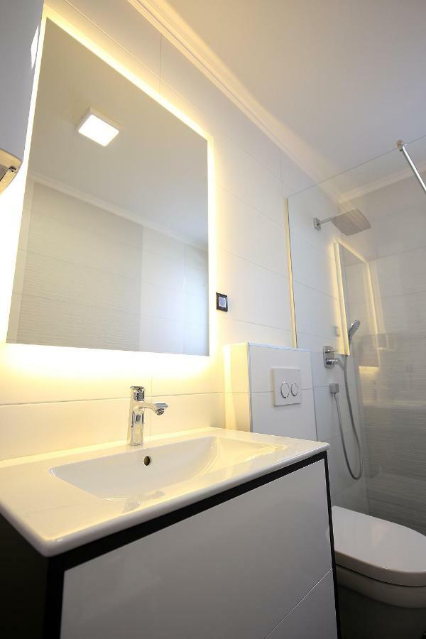 The View Luxury Apartment Dramalj Exterior photo