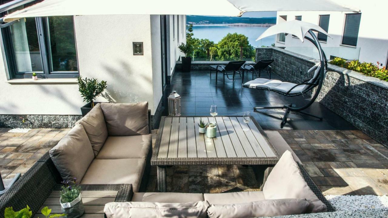 The View Luxury Apartment Dramalj Exterior photo